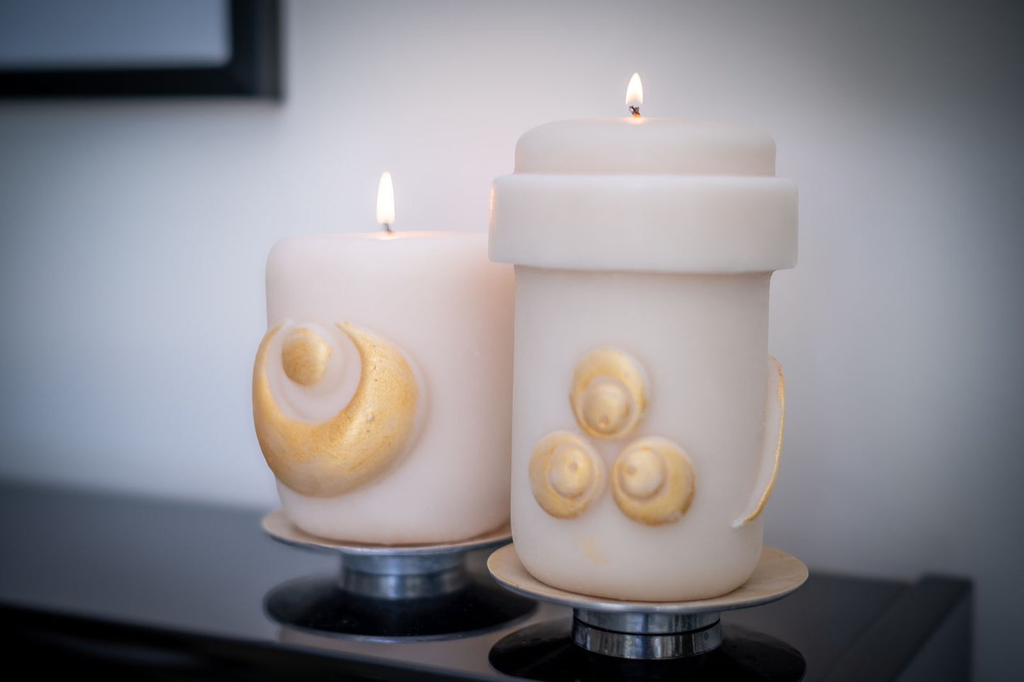 Cintamani Design Candle - "Three Dots"